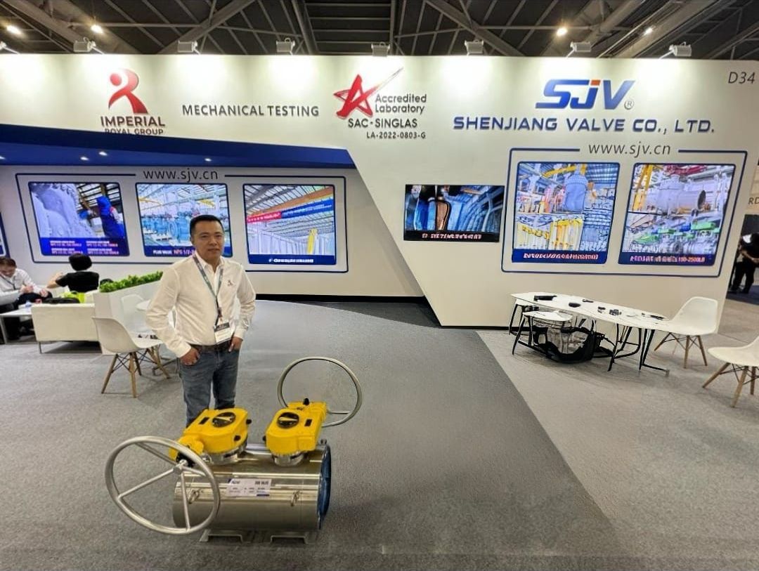 Actuated ball valves on display at the Imperial Royal and SJV stand
